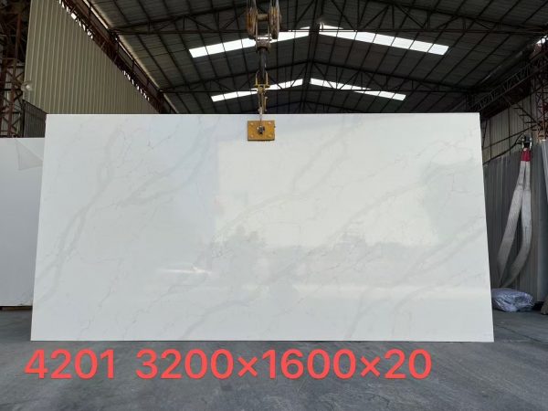 Calacatta artificial quartz stone slabs，quartz kitchen countertops slabs ，quartz slab size:3200*1600*20mm